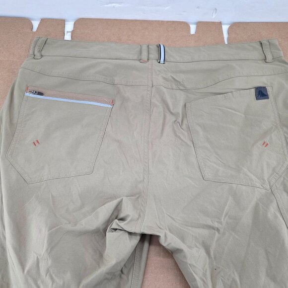 LL Bean Cargo Pants Riverton Men’s Utility  Hiking Outdoors Beige Trail 38 x 32 - Picture 3 of 10